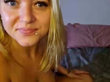 girl Ebony, Blondes, Redheads Xxx Sex Chat On Chaturbate with maggieloo2614