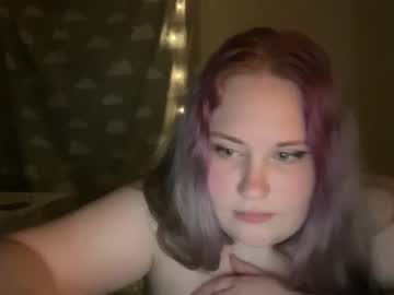 girl Ebony, Blondes, Redheads Xxx Sex Chat On Chaturbate with little_lilly073