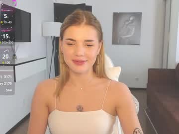 girl Ebony, Blondes, Redheads Xxx Sex Chat On Chaturbate with adrianawow1