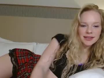 girl Ebony, Blondes, Redheads Xxx Sex Chat On Chaturbate with scarlettraex