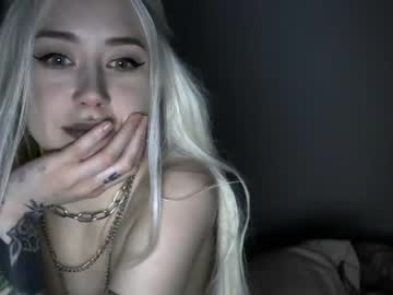 girl Ebony, Blondes, Redheads Xxx Sex Chat On Chaturbate with shrine_of_jeannette