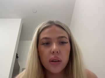 girl Ebony, Blondes, Redheads Xxx Sex Chat On Chaturbate with emabluee2