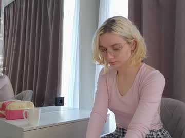 girl Ebony, Blondes, Redheads Xxx Sex Chat On Chaturbate with cathrynbelger