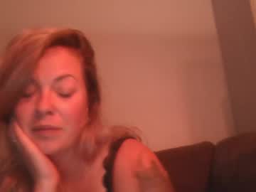 girl Ebony, Blondes, Redheads Xxx Sex Chat On Chaturbate with islandlove333