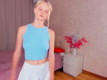 girl Ebony, Blondes, Redheads Xxx Sex Chat On Chaturbate with evelyncantu