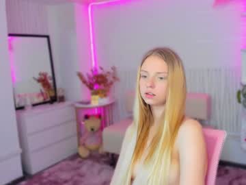 girl Ebony, Blondes, Redheads Xxx Sex Chat On Chaturbate with laura_sun_