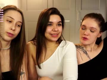 couple Ebony, Blondes, Redheads Xxx Sex Chat On Chaturbate with hornykittens