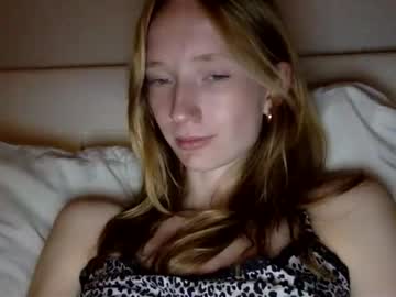 girl Ebony, Blondes, Redheads Xxx Sex Chat On Chaturbate with littlee_redd